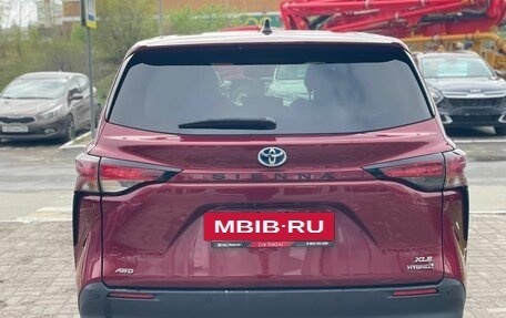 Toyota Sienna, 2021 год, 4 850 000 рублей, 6 фотография