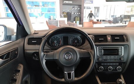 Volkswagen Jetta VI, 2014 год, 1 195 000 рублей, 10 фотография