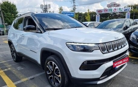 Jeep Compass II, 2022 год, 2 385 000 рублей, 2 фотография