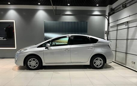 Toyota Prius, 2010 год, 1 050 000 рублей, 8 фотография