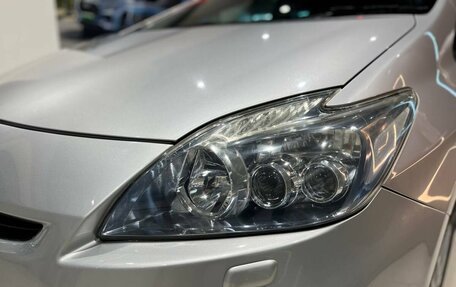 Toyota Prius, 2010 год, 1 050 000 рублей, 10 фотография