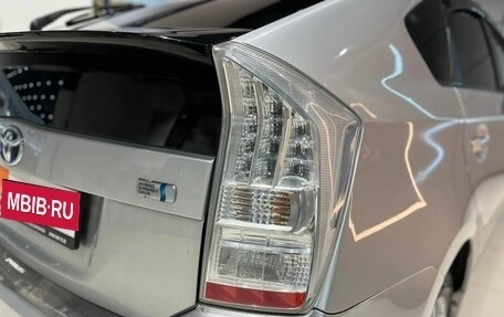 Toyota Prius, 2010 год, 1 050 000 рублей, 11 фотография