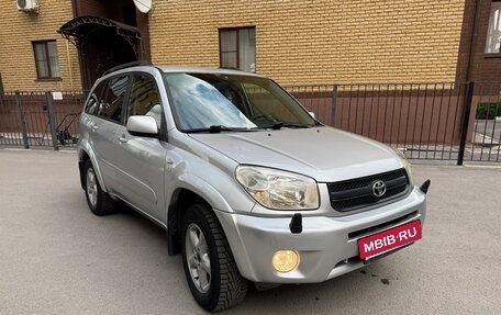 Toyota RAV4, 2003 год, 800 000 рублей, 2 фотография