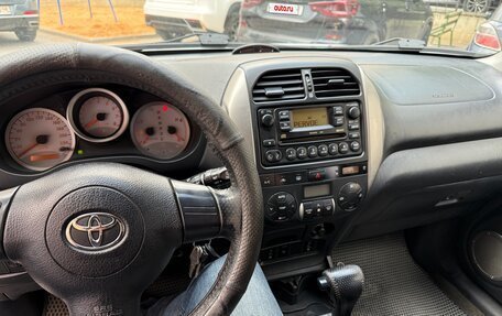 Toyota RAV4, 2003 год, 800 000 рублей, 8 фотография