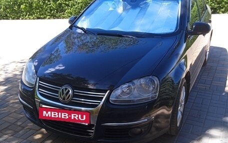 Volkswagen Jetta VI, 2010 год, 760 000 рублей, 2 фотография