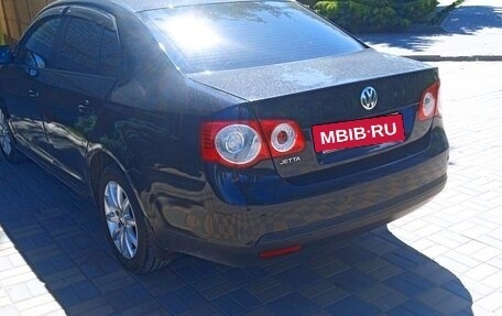 Volkswagen Jetta VI, 2010 год, 760 000 рублей, 4 фотография