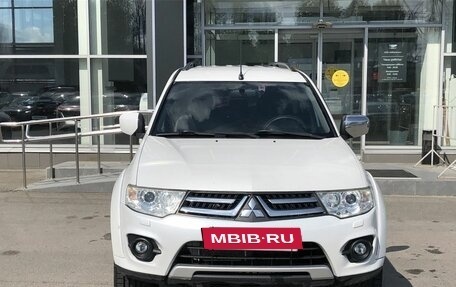 Mitsubishi Pajero Sport II рестайлинг, 2013 год, 1 738 000 рублей, 2 фотография