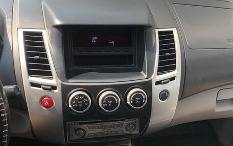 Mitsubishi Pajero Sport II рестайлинг, 2013 год, 1 738 000 рублей, 14 фотография