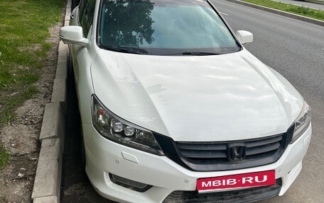 Honda Accord IX рестайлинг, 2013 год, 1 200 000 рублей, 1 фотография
