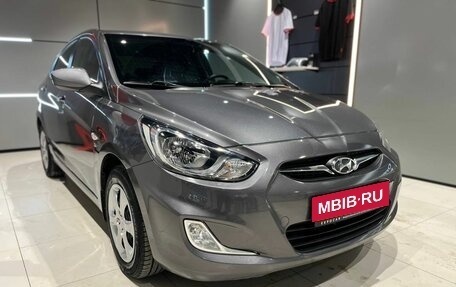 Hyundai Solaris II рестайлинг, 2013 год, 1 000 000 рублей, 3 фотография