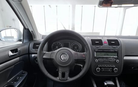 Volkswagen Jetta VI, 2010 год, 849 000 рублей, 12 фотография