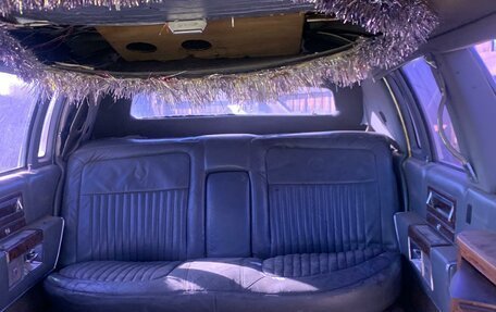 Cadillac Brougham, 1990 год, 3 000 000 рублей, 7 фотография