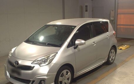 Toyota Ractis II, 2016 год, 880 000 рублей, 1 фотография