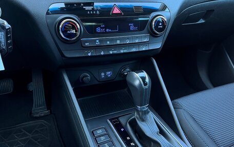 Hyundai Tucson III, 2017 год, 1 672 800 рублей, 18 фотография
