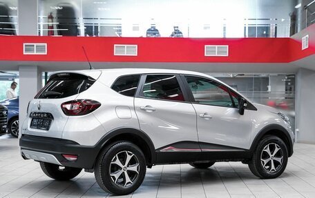 Renault Kaptur I рестайлинг, 2019 год, 1 129 000 рублей, 2 фотография