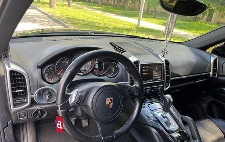 Porsche Cayenne III, 2010 год, 2 450 000 рублей, 11 фотография