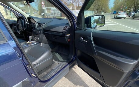 Land Rover Freelander II рестайлинг 2, 2013 год, 1 335 000 рублей, 12 фотография