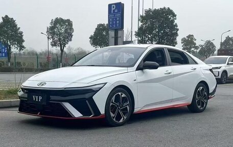 Hyundai Elantra, 2023 год, 1 655 011 рублей, 1 фотография