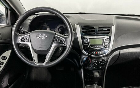 Hyundai Solaris II рестайлинг, 2011 год, 647 000 рублей, 12 фотография