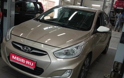 Hyundai Solaris II рестайлинг, 2014 год, 800 000 рублей, 1 фотография