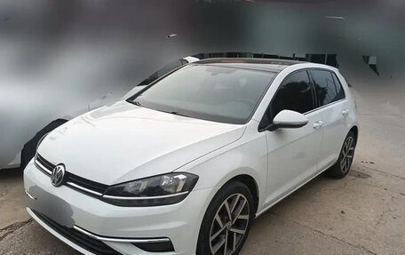 Volkswagen Golf VII, 2020 год, 1 400 000 рублей, 1 фотография