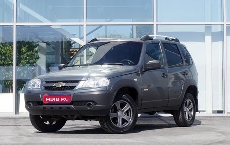 Chevrolet Niva I рестайлинг, 2017 год, 766 000 рублей, 1 фотография
