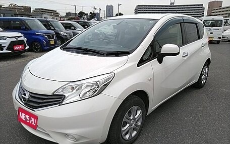 Nissan Note II рестайлинг, 2013 год, 600 000 рублей, 1 фотография