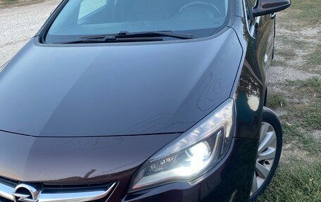 Opel Astra J, 2014 год, 1 100 000 рублей, 1 фотография