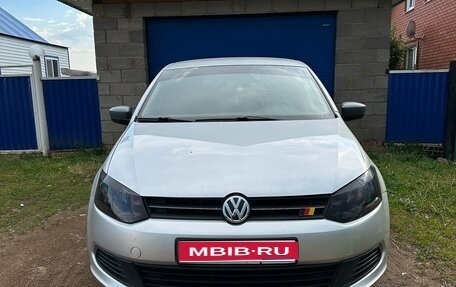 Volkswagen Polo VI (EU Market), 2011 год, 610 000 рублей, 1 фотография