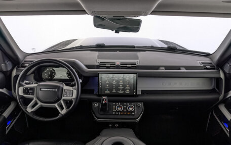 Land Rover Defender II, 2022 год, 6 150 000 рублей, 14 фотография