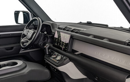 Land Rover Defender II, 2022 год, 6 150 000 рублей, 13 фотография