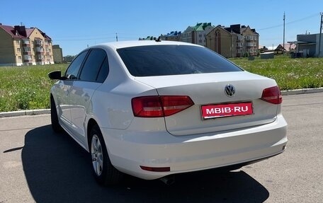 Volkswagen Jetta VI, 2015 год, 860 000 рублей, 1 фотография