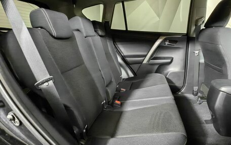 Toyota RAV4, 2016 год, 1 855 000 рублей, 12 фотография