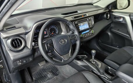 Toyota RAV4, 2016 год, 1 855 000 рублей, 14 фотография
