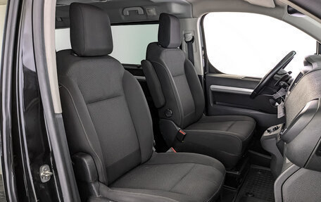 Peugeot Traveller I, 2021 год, 2 695 000 рублей, 24 фотография