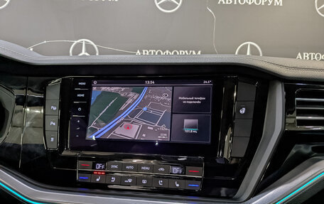 Volkswagen Touareg III, 2018 год, 4 850 000 рублей, 17 фотография