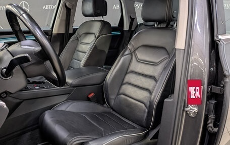 Volkswagen Touareg III, 2018 год, 4 850 000 рублей, 20 фотография