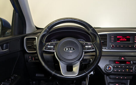KIA Sportage IV рестайлинг, 2020 год, 2 100 000 рублей, 22 фотография