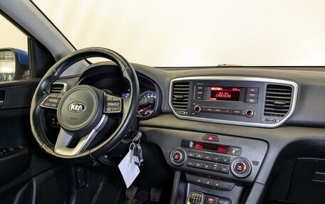 KIA Sportage IV рестайлинг, 2020 год, 2 100 000 рублей, 26 фотография