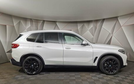 BMW X5, 2019 год, 5 745 000 рублей, 6 фотография