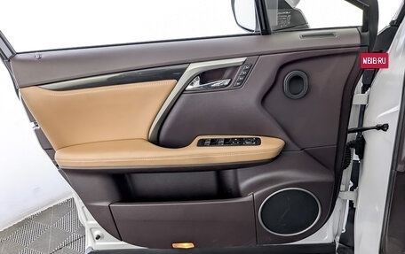 Lexus RX IV рестайлинг, 2017 год, 3 800 000 рублей, 19 фотография