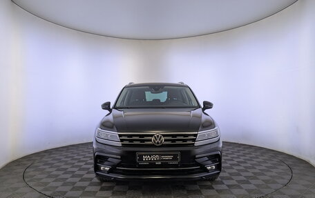 Volkswagen Tiguan II, 2020 год, 2 490 000 рублей, 2 фотография
