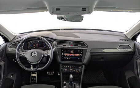 Volkswagen Tiguan II, 2020 год, 2 490 000 рублей, 14 фотография