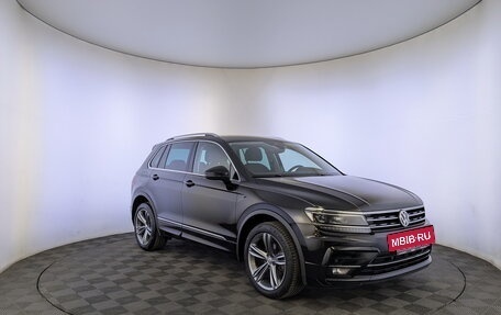 Volkswagen Tiguan II, 2020 год, 2 490 000 рублей, 3 фотография