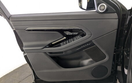 Land Rover Range Rover Evoque II, 2023 год, 5 790 000 рублей, 19 фотография