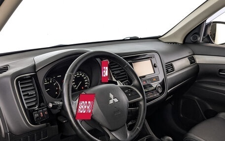 Mitsubishi Outlander III рестайлинг 3, 2012 год, 1 490 000 рублей, 15 фотография