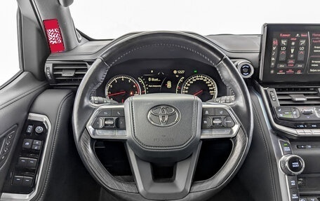 Toyota Land Cruiser, 2021 год, 10 550 000 рублей, 22 фотография