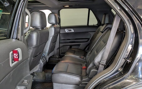 Ford Explorer VI, 2013 год, 1 750 000 рублей, 12 фотография