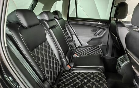 Volkswagen Tiguan II, 2017 год, 2 195 000 рублей, 13 фотография