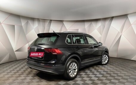 Volkswagen Tiguan II, 2017 год, 2 195 000 рублей, 2 фотография